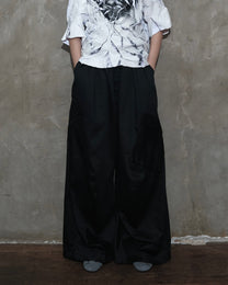 Warp Cargo Pants in Black - BEV C multi label store