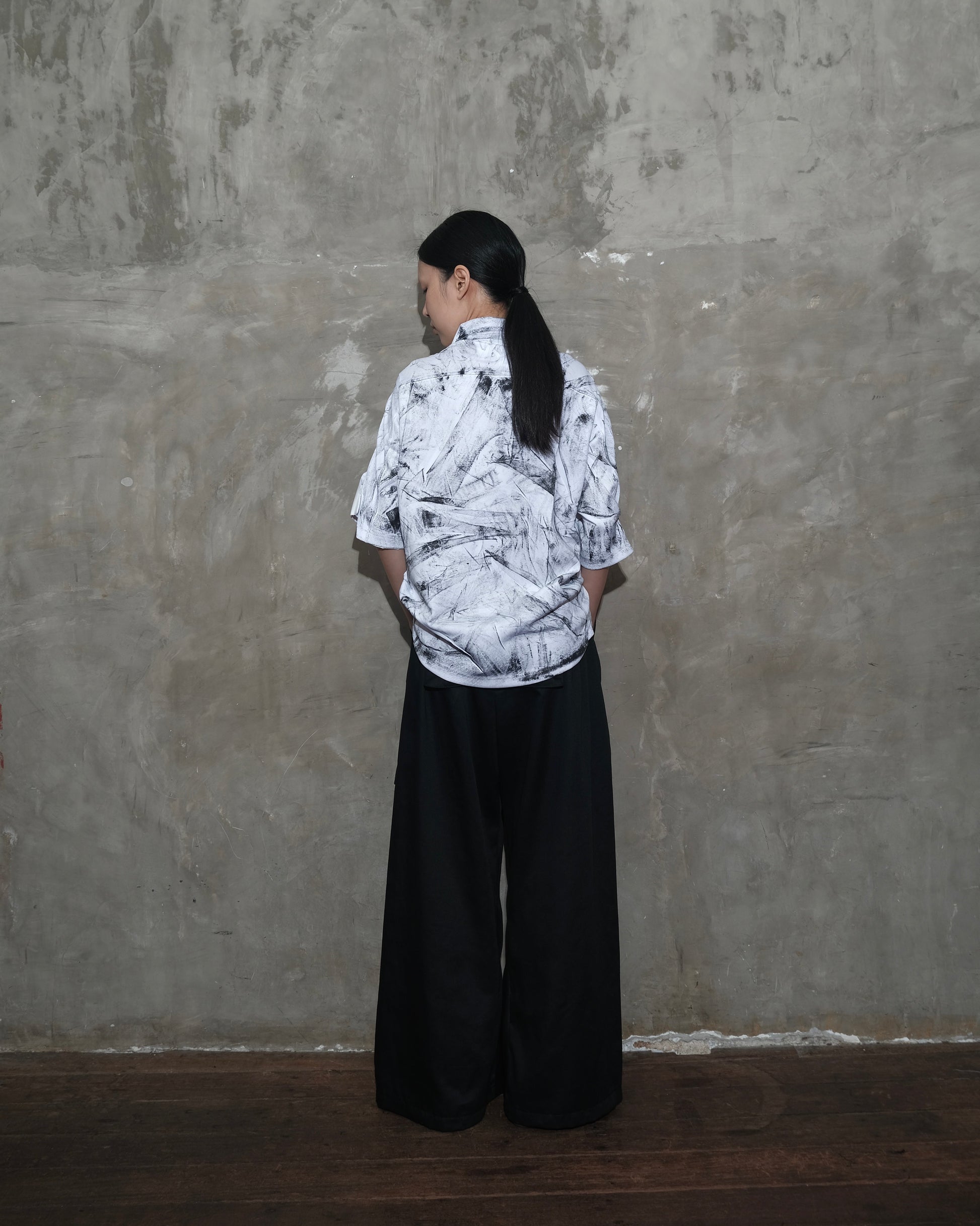 Warp Cargo Pants in Black - BEV C multi label store