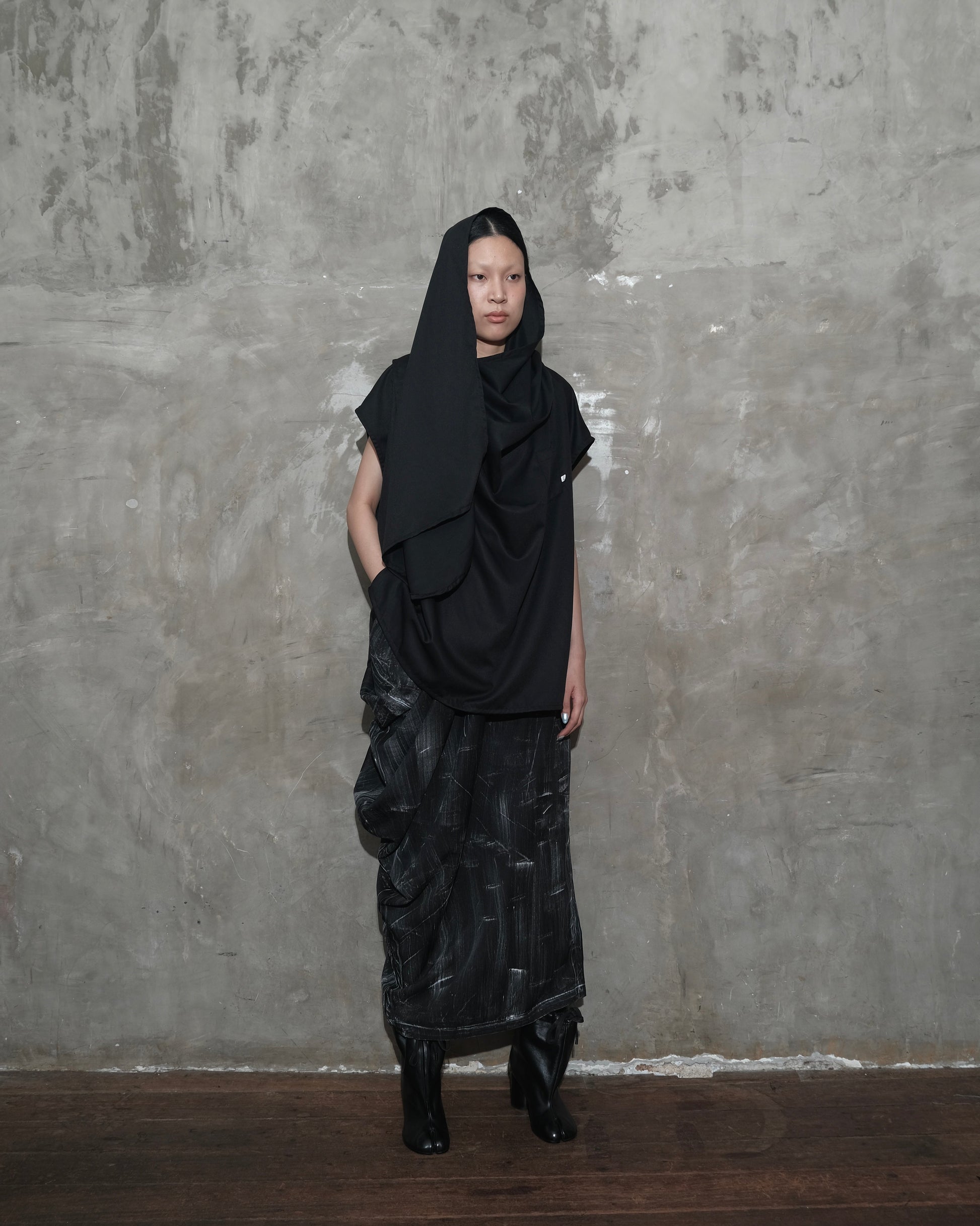 Dune Draped Top in Black