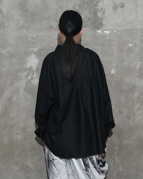 Slanted Collar Shirt in Black - BEV C multi label store