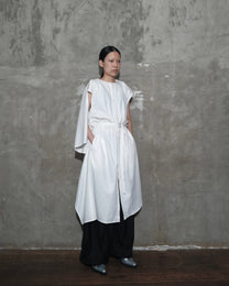 Kelawar Draped in White - BEV C multi label store