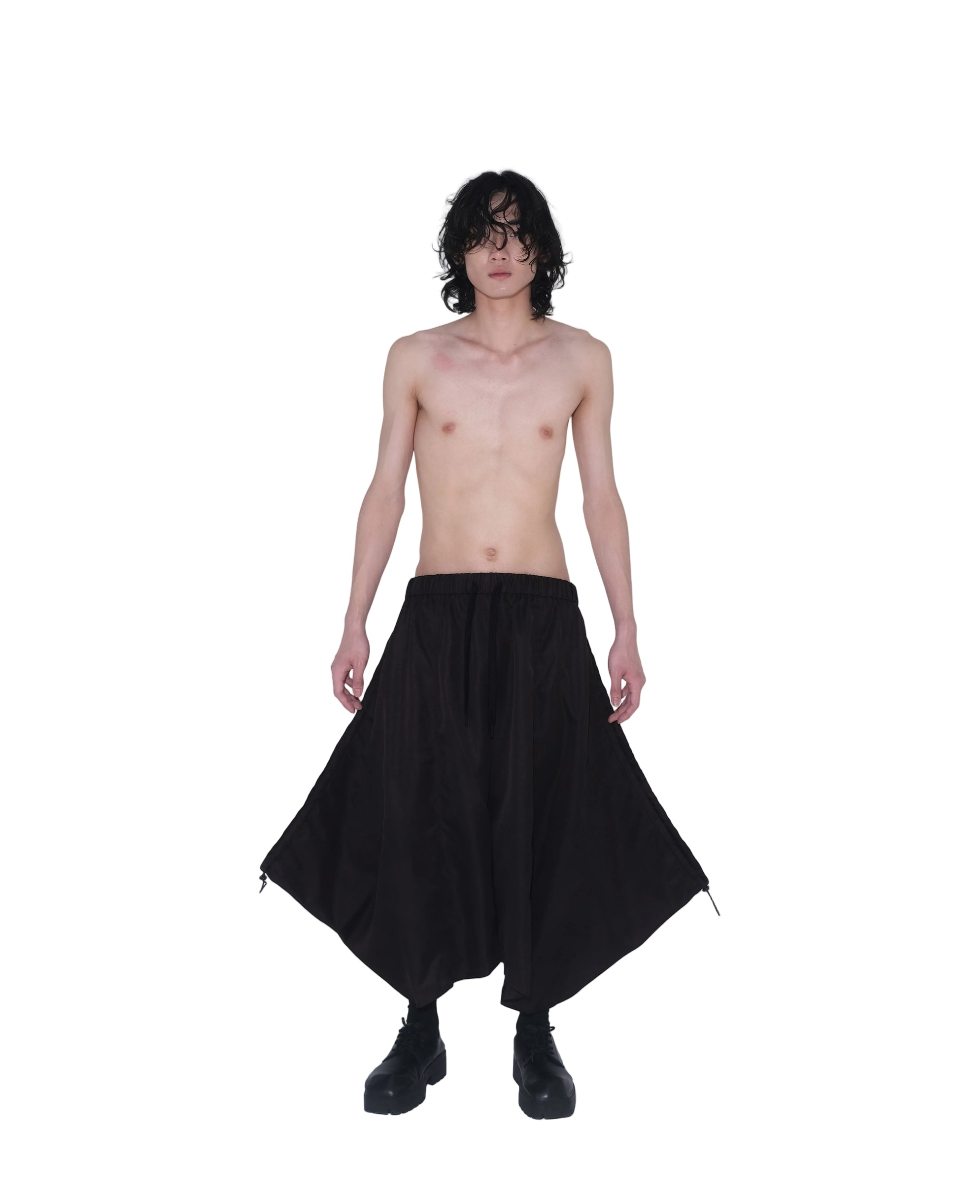 Nepenthes Giant Pocket Pants in Dark Brown - BEV C multi label store