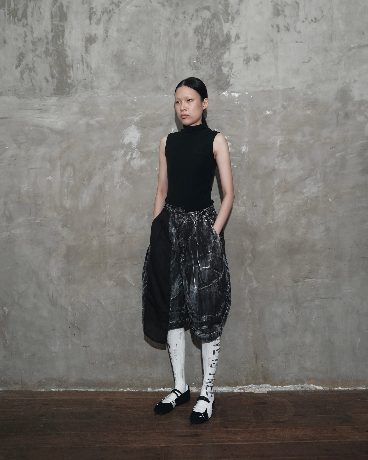 2 Sided Pants in Black Chaos