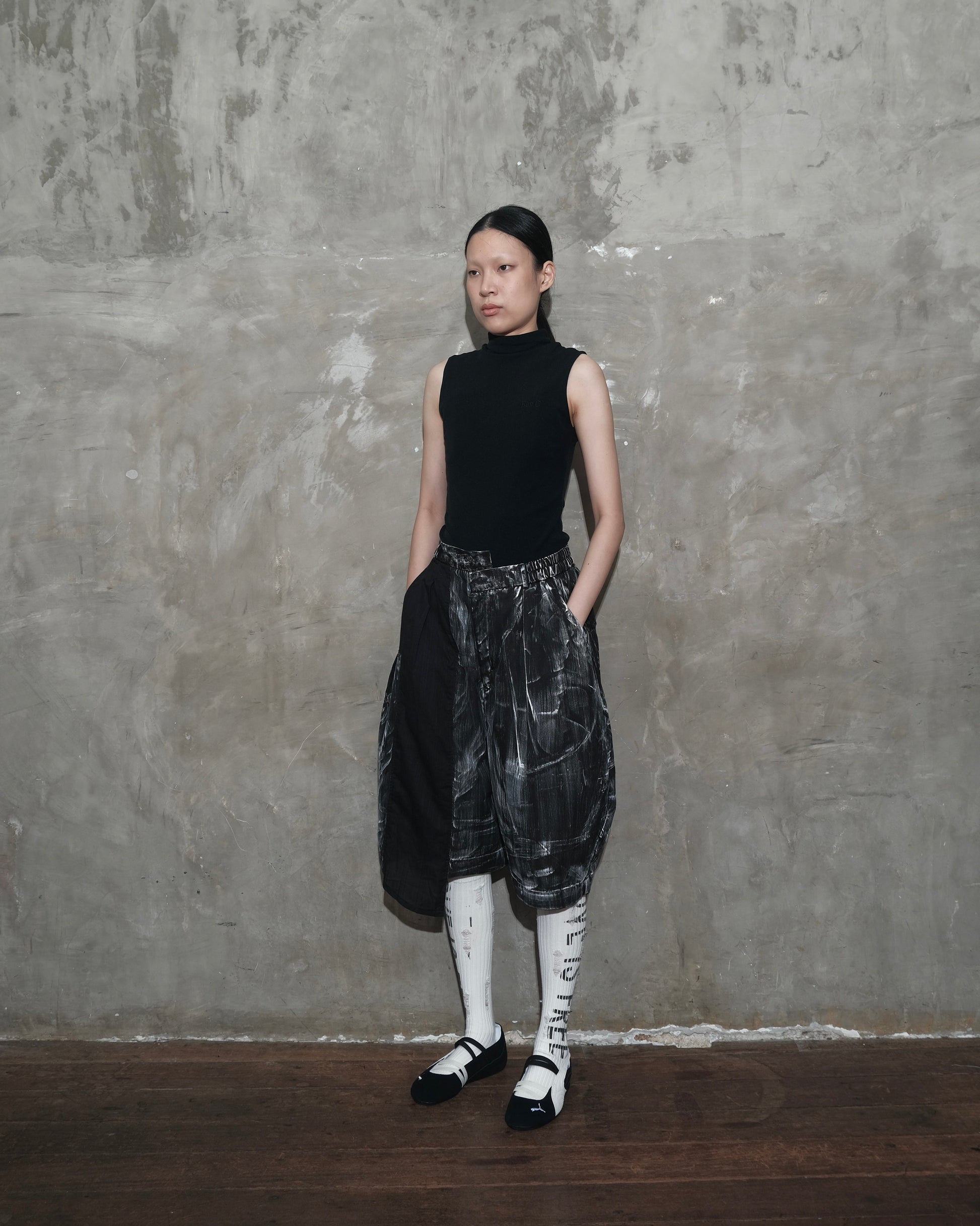 2 Sided Pants in Black Chaos