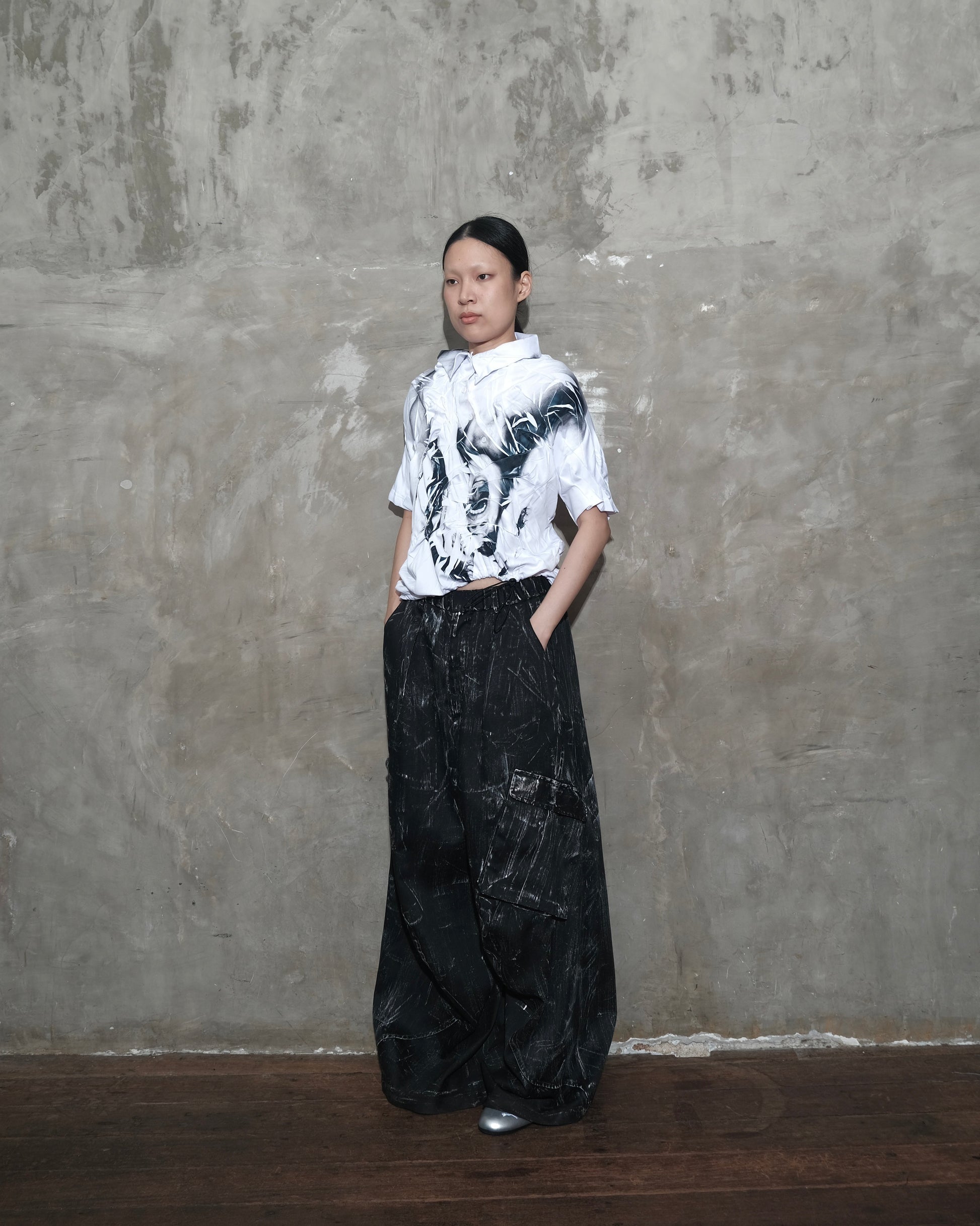 Warp Cargo Pants in Black Chaos - BEV C multi label store