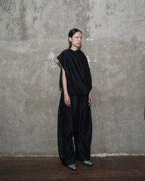 Duality Jumper in Black - BEV C multi label store