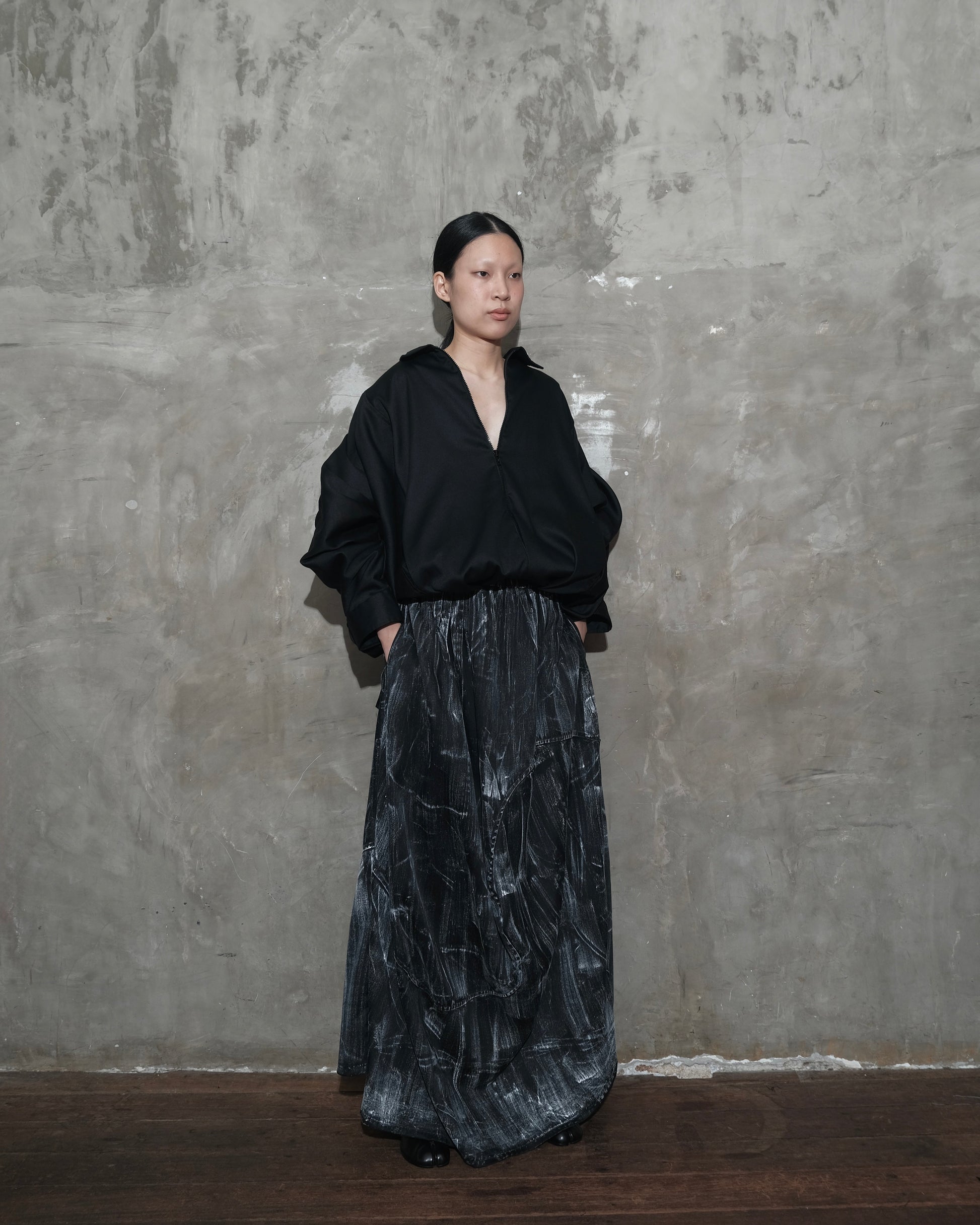 Hands Up Jacket in Black - BEV C multi label store