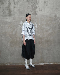 Curveform Jorts in Black - BEV C multi label store