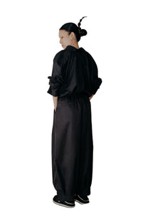 Magnolia Giant Collar Shirt in Black - BEV C multi label store