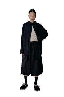 Everyday Shirt in Black - BEV C multi label store