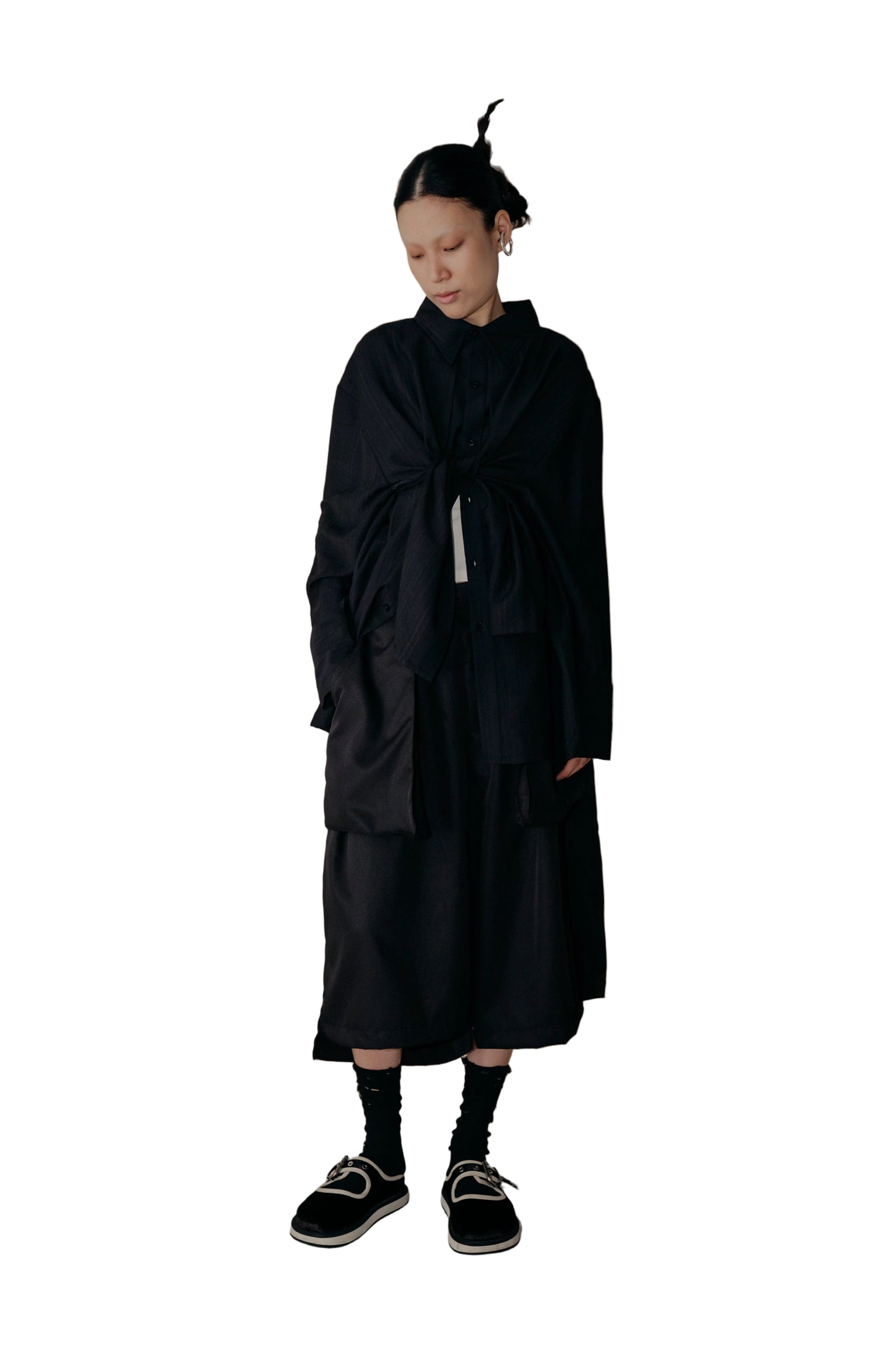 Everyday Shirt in Black - BEV C multi label store
