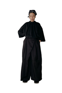 Bow Bow Box Shirt in Black - BEV C multi label store