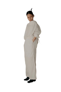 Magnolia Giant Collar Shirt in White Line - BEV C multi label store