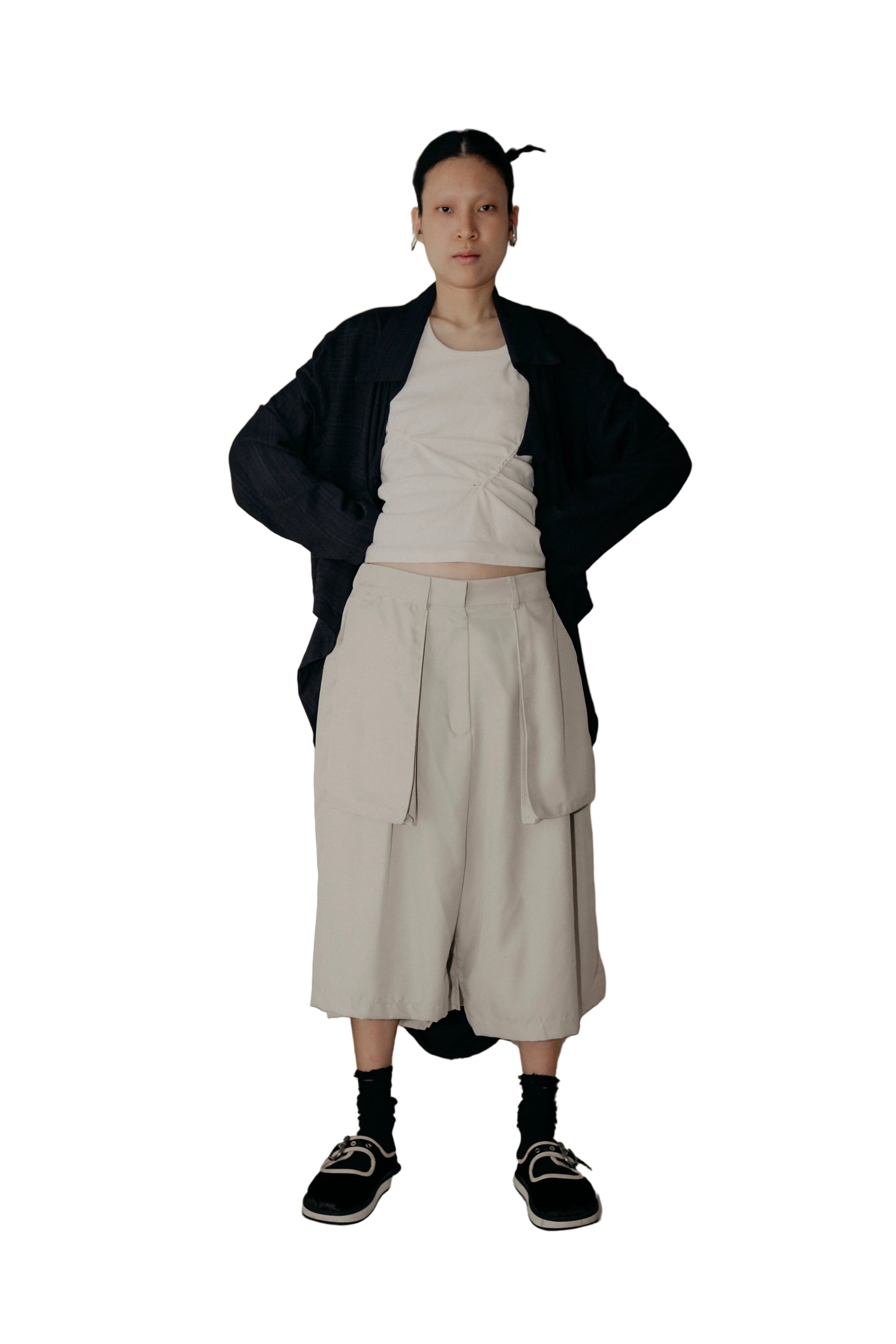 Saiyan Jacket Blazer in Black - BEV C multi label store