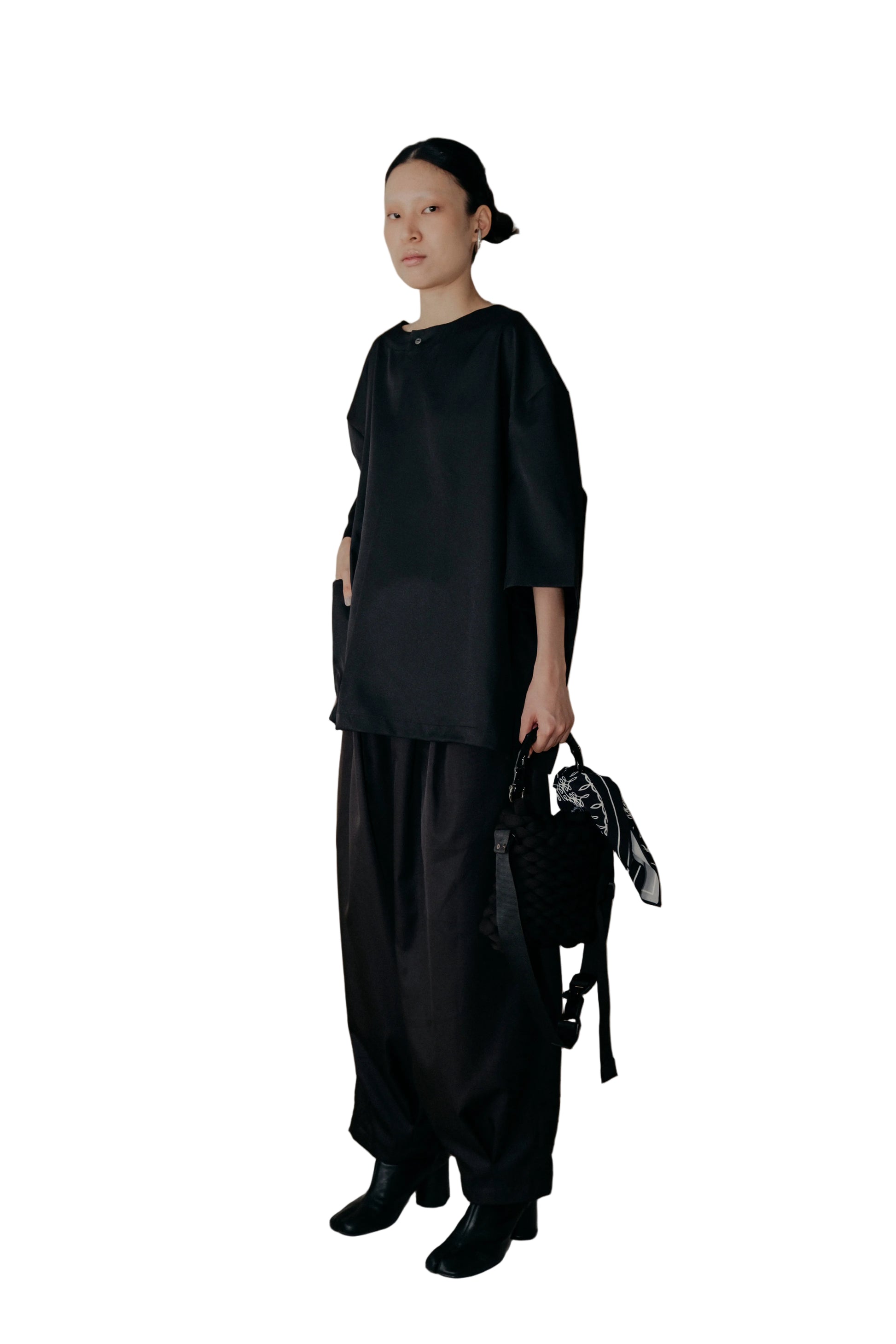 Holiday Season Shirt in Black - BEV C multi label store