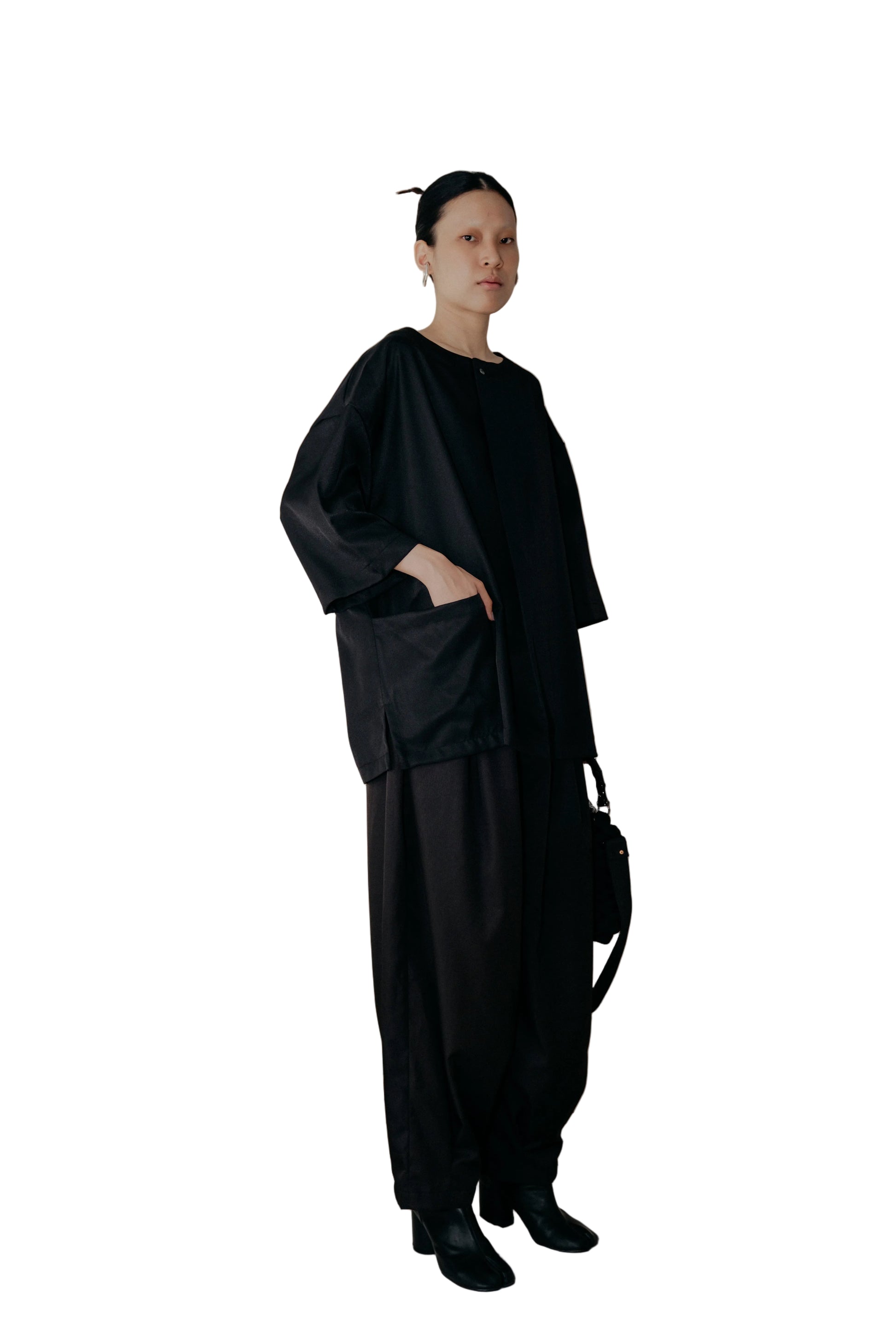 Holiday Season Shirt in Black - BEV C multi label store