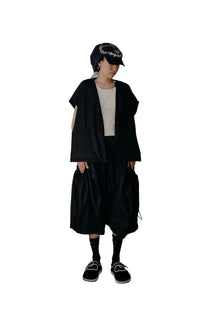Boxybox Jacket in Black - BEV C multi label store