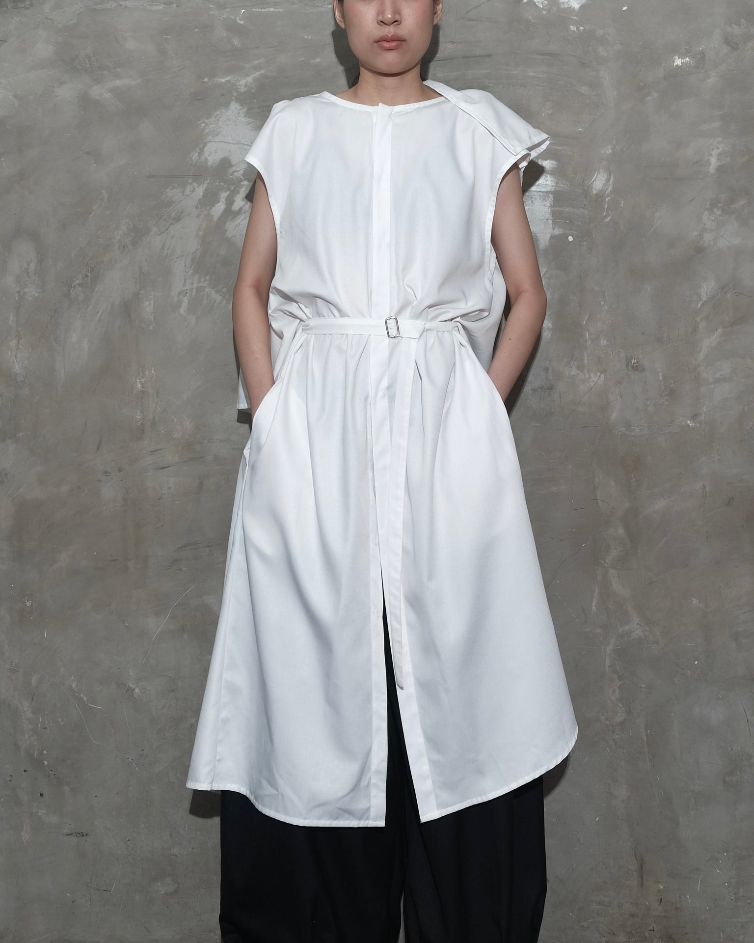 Kelawar Draped in White - BEV C multi label store